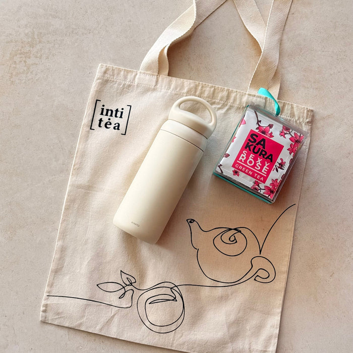 Tea Time To Go | Termo KINTO Day Off Tumbler + 12 pirámides + Tote bag
