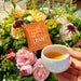 Almendra sweet love - Te negro con almendra, vainilla y miel - 10 piramides - taza- lifestyle