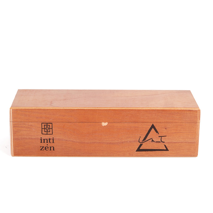 Caja de Madera - 60 Saquitos - zoom in - cerrada